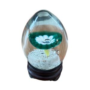 Murano made in Italy Hand Blown Egg Shape Flower paperweight